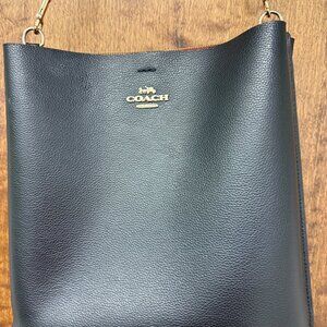 Coach Womens Soft Pebble Leather Cary Shoulder Bag Black